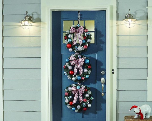 A Christmas Wreath Trio Home Depot Diy Workshop