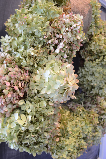 Make a DIY hydrangea wreath for $4